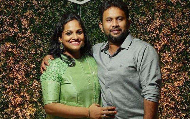 'നാലു കുഞ്ഞുങ്ങളുണ്ടെന്നു പോലും ഓര്‍ക്കാറില്ല, കമന്റുകള്‍ വായിച്ച് കരഞ്ഞിട്ടുണ്ട്'; തുറന്നു പറഞ്ഞ് അജുവിന്റെ ഭാര്യ