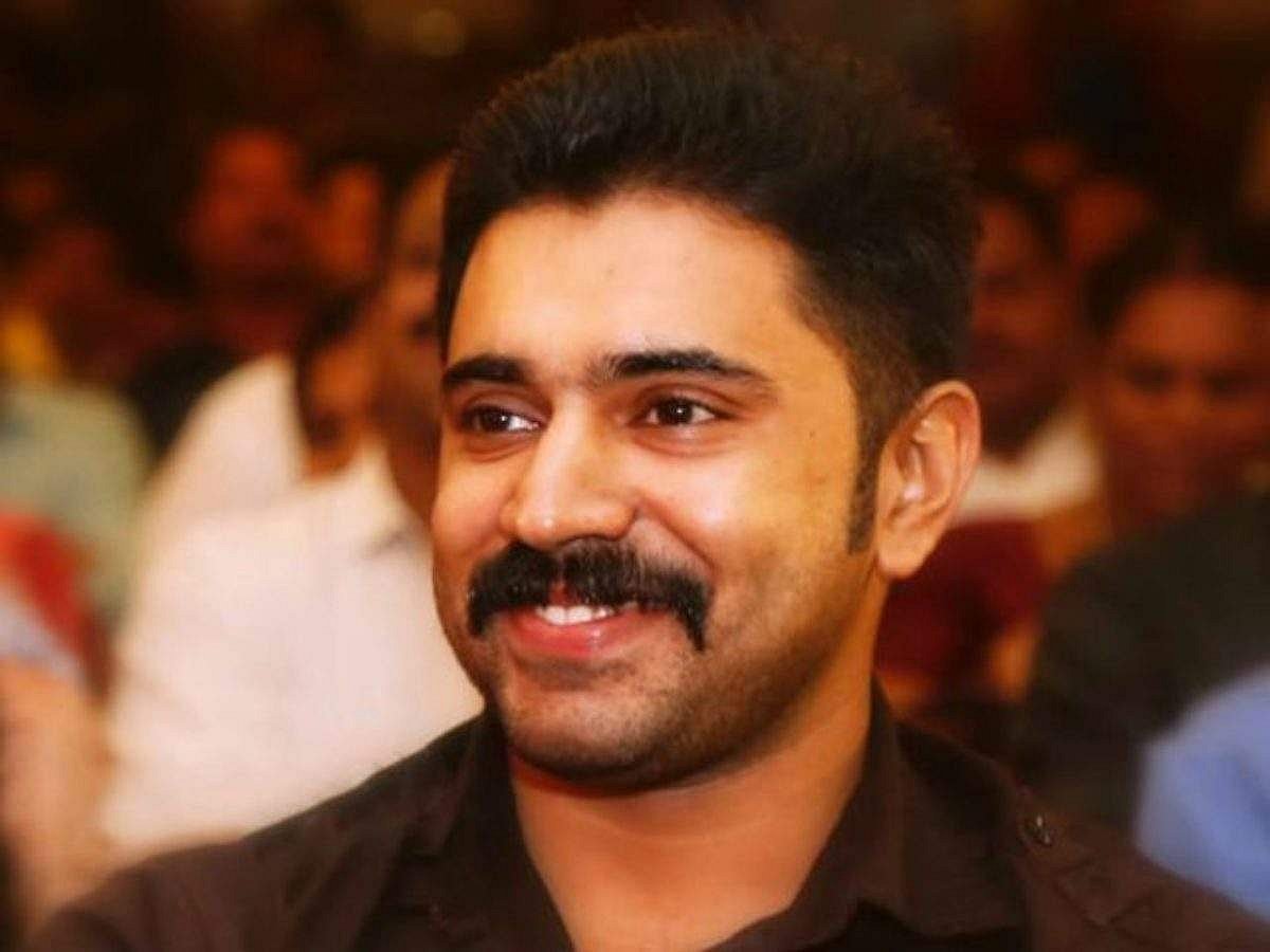 നിവിൻ പോളി ഇന്നു വിളിക്കും ; ക്വാറന്റൈനിലുള്ളവർക്ക് ഐക്യദാർഢ്യം, 'ഓൺകോൾ' പദ്ധതിയുമായി യൂത്ത് കോൺഗ്രസ്