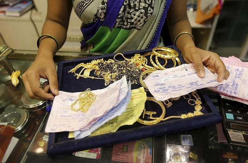 സ്വര്‍ണവില 32000 രൂപയില്‍ താഴെ; ഇന്ന് കുറഞ്ഞത് 80 രൂപ 