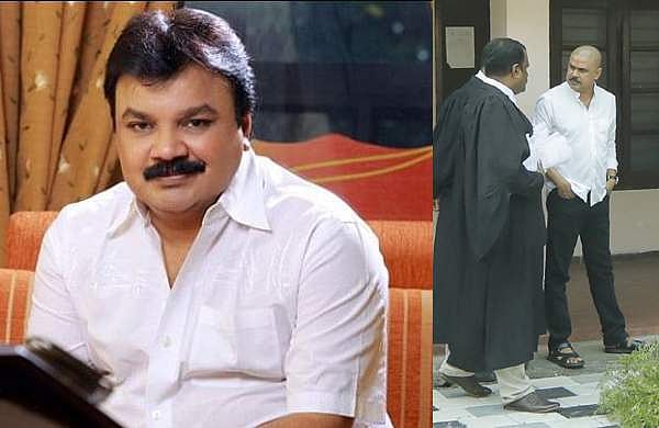 ഇടവേള ബാബു കൂറുമാറി; ദിലീപിന് എതിരായ മൊഴി വിസ്താരത്തിനിടെ മാറ്റി