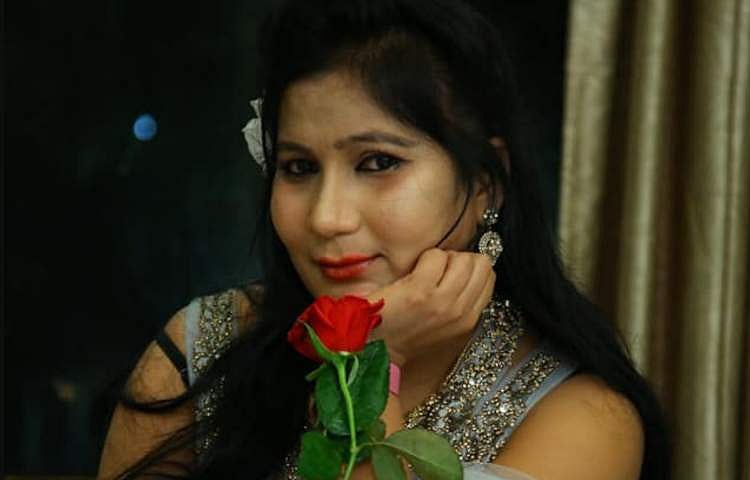 സീരിയൽ നടി ശാന്തി വീടിനുള്ളിൽ ദുരൂഹസാഹചര്യത്തിൽ മരിച്ച നിലയിൽ