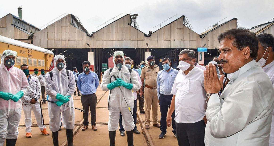 24 മണിക്കൂറിനിടെ 40 മരണം, 1035 പേര്‍ക്ക് കൂടി കോവിഡ്; മരണസംഖ്യ 239