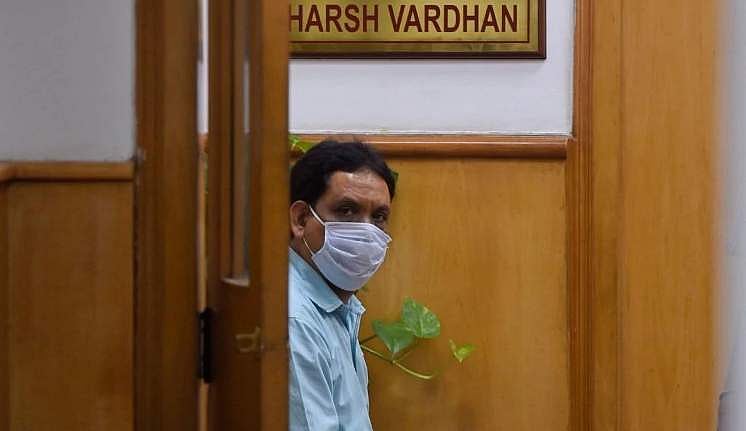 കേന്ദ്ര ആരോഗ്യമന്ത്രിയുടെ ഓഫീസ് ജീവനക്കാരന് കോവിഡ്
