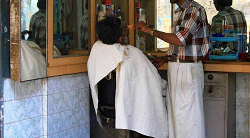 ബാര്‍ബര്‍ക്ക് കോവിഡ് സ്ഥിരീകരിച്ചു ; മുടിവെട്ടാനെത്തിയ 35 പേര്‍ നിരീക്ഷണത്തില്‍