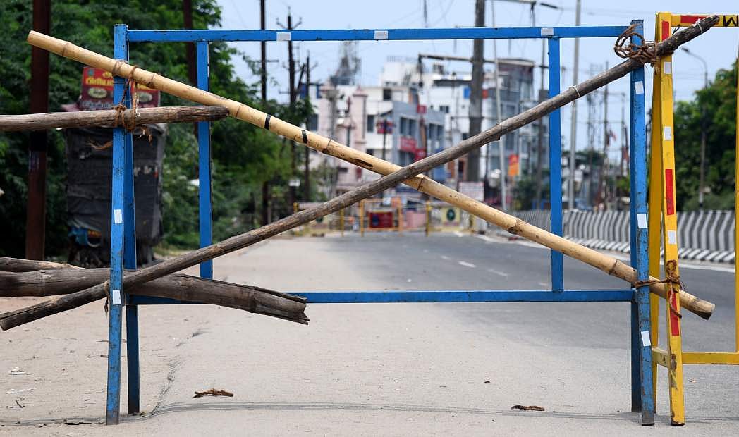 ജനങ്ങള്‍ പുറത്തിറങ്ങരുത് ; കടകള്‍ തുറക്കരുത് ; കണ്ടയിന്‍മെന്റ് സോണുകളില്‍ കടുത്ത നിയന്ത്രണം ; ഹോട്ട്‌സ്‌പോട്ടുകളില്‍ കടകള്‍ 11 മുതല്‍ അഞ്ചുവരെ മാത്രം