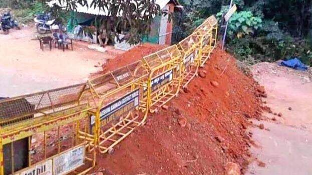 കർണാടക അയഞ്ഞു; ആംബുലൻസുകൾ കടത്തിവിടും