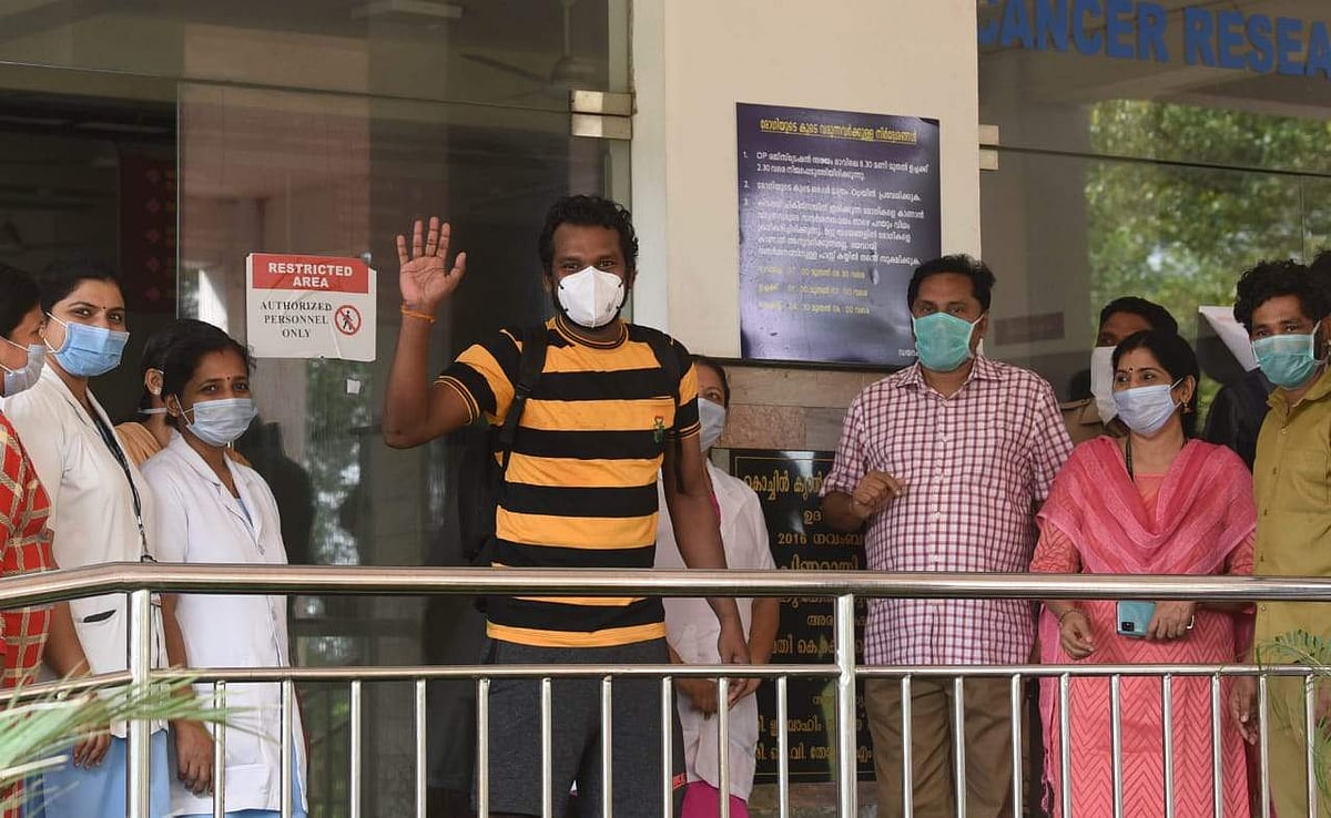 കൊച്ചിയില്‍ കോവിഡ് ബാധിതനായ യൂബര്‍ ഡ്രൈവറും ആശുപത്രി വിട്ടു