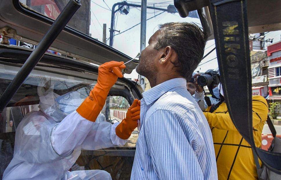 രാജ്യത്ത് സമൂഹവ്യാപനം?, ഐസിഎംആര്‍ പഠനറിപ്പോര്‍ട്ട്; കോവിഡ് ബാധിച്ച 40% പേര്‍ക്ക് സമ്പര്‍ക്കമില്ല, 36 ജില്ലകള്‍ നിരീക്ഷണത്തില്‍