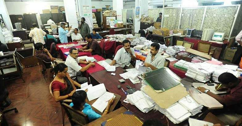 ഓഫീസ് ബോര്‍ഡുകളില്‍ മലയാളം വേണം; കര്‍ശനമായി പാലിക്കാന്‍ നിര്‍ദേശം 