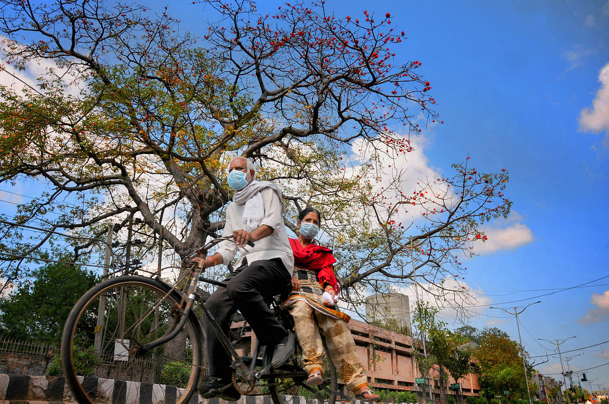 മഹാരാഷ്ട്രയില്‍ നിന്നു യുപിയിലേക്കു സൈക്കിളില്‍; വീട്ടിലെത്തും മുമ്പ് കുഴഞ്ഞു വീണു, കുടിയേറ്റ തൊഴിലാളിക്കു ദാരുണാന്ത്യം