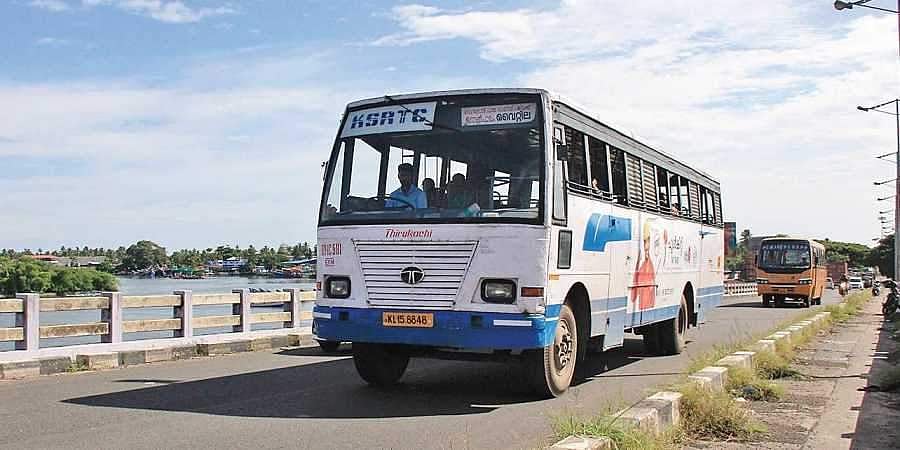 ഹർത്താൽ; നാളെ കെഎസ്ആർടിസി ബസുകളും ഓടില്ല; അവശ്യ സർവീസ് മാത്രം