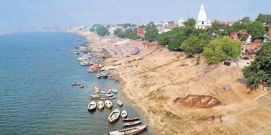 ഗംഗയില്‍ ബാക്ടീരിയയെ കൊല്ലുന്ന ബാക്ടീരിയോഫേജ് വൈറസ് ധാരാളം; കൊറോണ വൈറസിനെ നശിപ്പിക്കാന്‍ കഴിവുണ്ടെന്ന് റിവര്‍ എന്‍ജിനീയറുടെ അവകാശവാദം