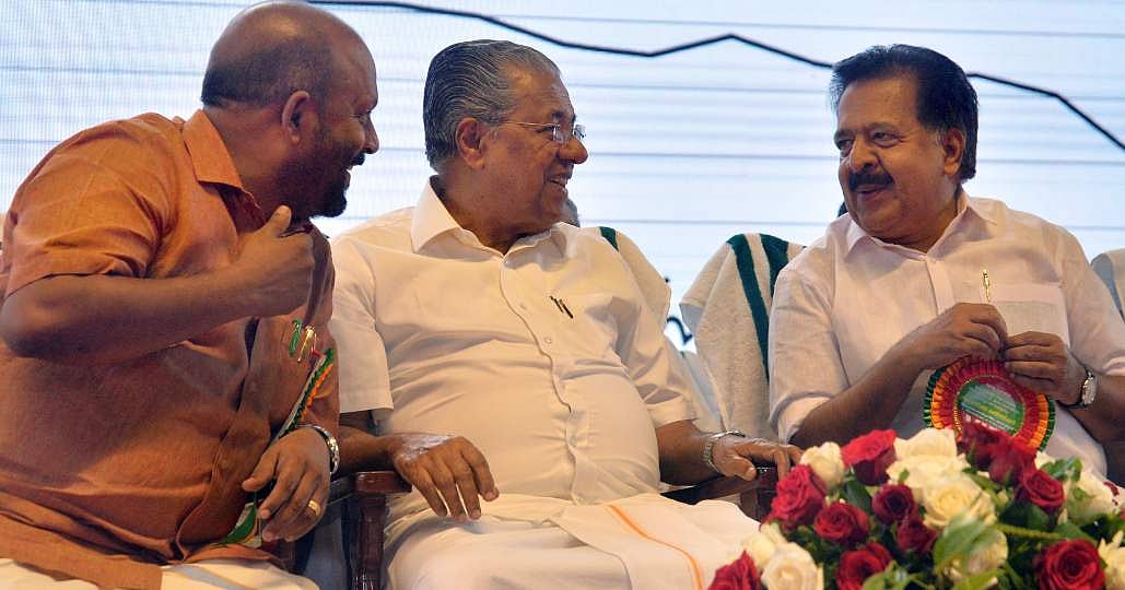 കോവിഡ് പ്രതിരോധം ചര്‍ച്ച ചെയ്യാന്‍ ബുധനാഴ്ച സര്‍വകക്ഷിയോഗം