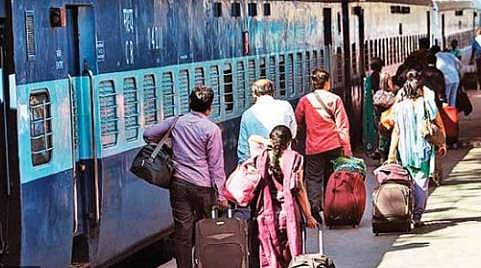 മുംബൈയിൽ നിന്ന് ട്രെയിൻ കണ്ണൂരെത്തി; ഇറങ്ങിയത് 400 പേർ; വിവര ശേഖരണം ശ്രമകരം