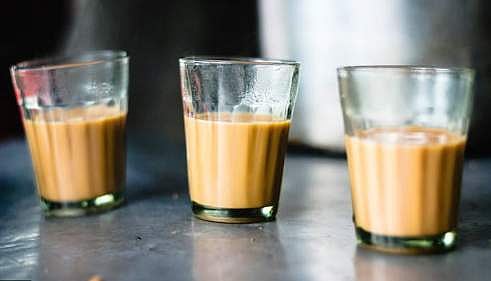 ചായ, ജ്യൂസ് കടകളിലെ കുപ്പി ​ഗ്ലാസുകൾ ഓരോ തവണയും അണു നശീകരണം നടത്തണം