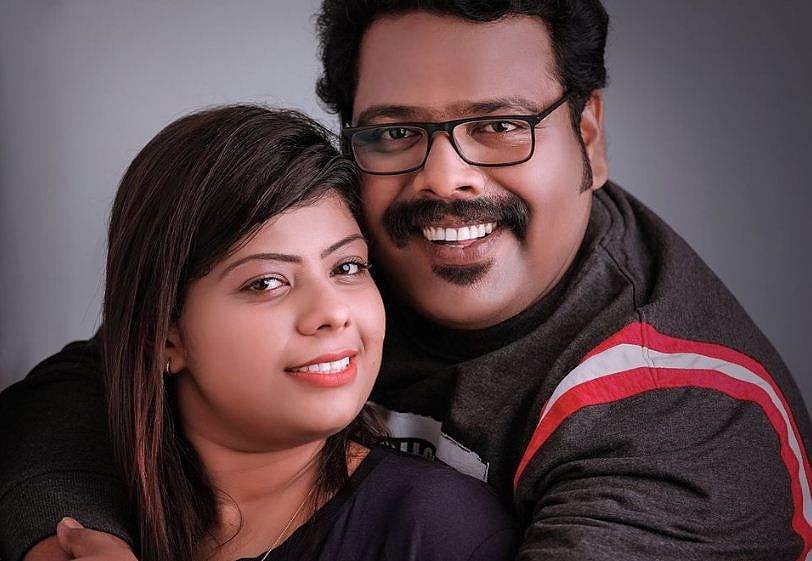 നീർക്കോലിയെ കൊണ്ടുവരുമെന്ന് നോബി, ആട്ടിൻ സൂപ്പുണ്ടാക്കിവെക്കാമെന്ന് ഭാര്യ; വൈറലായി വിഡിയോ