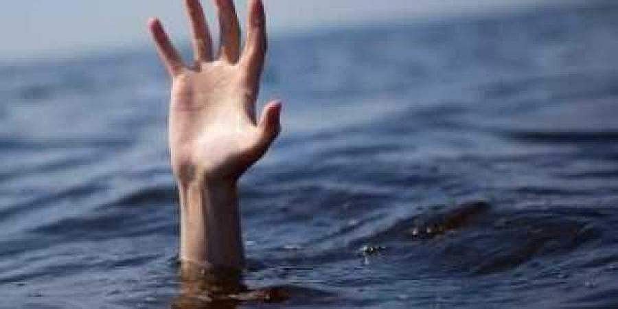 ഭാര്യയുമായി വഴക്കിട്ടു, മദ്യലഹരിയില്‍ ഭര്‍ത്താവ് മൂന്ന് പെണ്‍മക്കളെ പുഴയിലേക്ക് വലിച്ചെറിഞ്ഞു