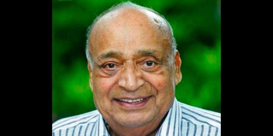 സൗഹൃദങ്ങളെ തൊട്ടറിഞ്ഞ സോഷ്യലിസ്റ്റ്
