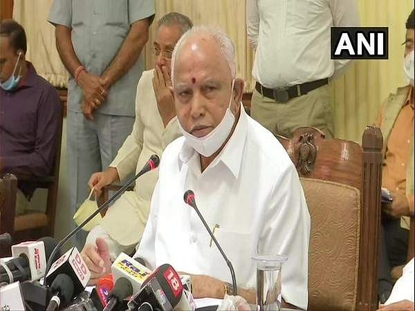 കര്‍ണാടകയില്‍ വ്യാഴാഴ്ച 'മാസ്‌ക് ഡേ'; മുഖാവരണം അണിയാന്‍ ജനങ്ങള്‍ക്കിടയില്‍ ബോധവത്കരണം