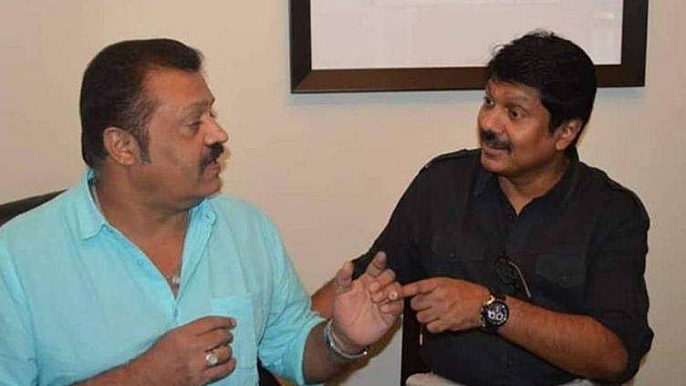 'ഭ്രാന്തമായ മാനസികാവസ്ഥയിൽ നിന്നും ഒരു ഫീനിക്സ് പക്ഷിയെപ്പോലെ സുരേഷ് ചിറകടിച്ചുയർന്നു'; 34 വർഷത്തെ സൗഹൃദം പറഞ്ഞ് വേണു​ഗോപാൽ
