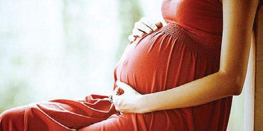 കല്യാണം കഴിഞ്ഞിട്ട് ഒന്നര മാസം, രണ്ടു മാസം ഗര്‍ഭിണി! നെറ്റി ചുളിക്കാന്‍ വരട്ടെ, കുറിപ്പ് 