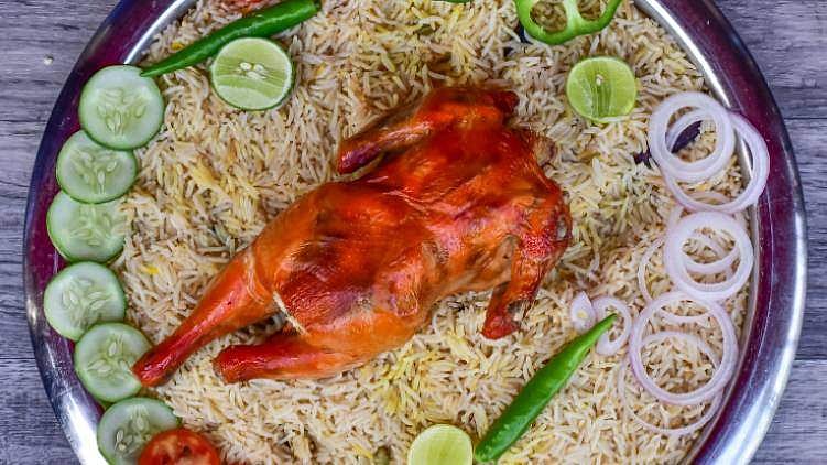 കുഴിമന്തി കഴിച്ചവര്‍ക്ക് ഭക്ഷ്യ വിഷബാധ; ഹോട്ടലിന്റെ ലൈസന്‍സ് റദ്ദാക്കി