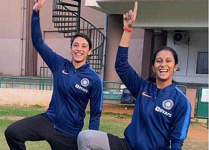 ഇനിയും എന്റെ അസംബന്ധങ്ങള്‍ സഹിച്ചോളൂ, മന്ദാനക്കുള്ള ജന്മദിനാശംസകളില്‍ കയ്യടി ജെമിമക്ക് 