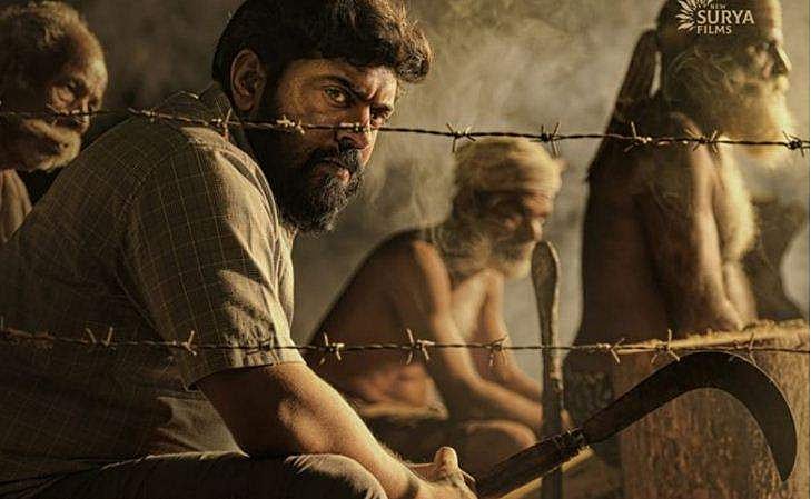 വടിവാളുമായി നിവിൻ പോളി, 'പടവെട്ട്' ഫസ്റ്റ് ലുക്ക് പോസ്റ്റർ പുറത്ത്