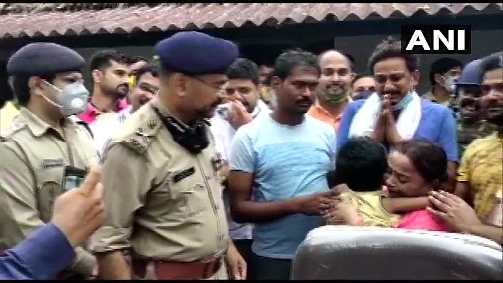 എട്ട് വയസുകാരനെ വിട്ടയക്കാൻ ആവശ്യപ്പെട്ടത് നാല് കോടി; ക്രിമിനൽ സംഘത്തെ ആക്രമിച്ച് കീഴ്പ്പെടുത്തി; കുട്ടിയെ വീണ്ടെടുത്തു