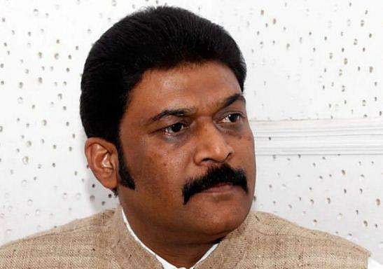 കര്‍ണാടകയില്‍ ഒരു മന്ത്രിക്ക് കൂടി കോവിഡ്, വനംമന്ത്രി ഐസൊലേഷനില്‍