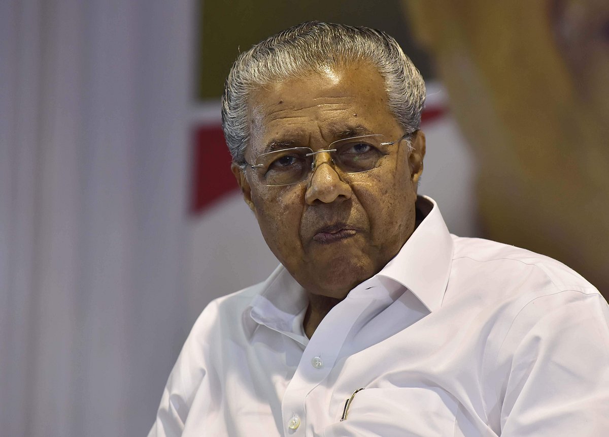 മുഖ്യമന്ത്രിയുടെ ഓഫീസ് വിശ്വസിച്ചത് ആരെയൊക്കെ?