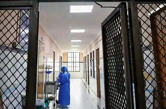 ആയിരത്തിലധികം കോവിഡ് രോഗികളെ കാണാനില്ല, യുപിയിലെ ലക്‌നൗ നഗരം മുള്‍മുനയില്‍ 