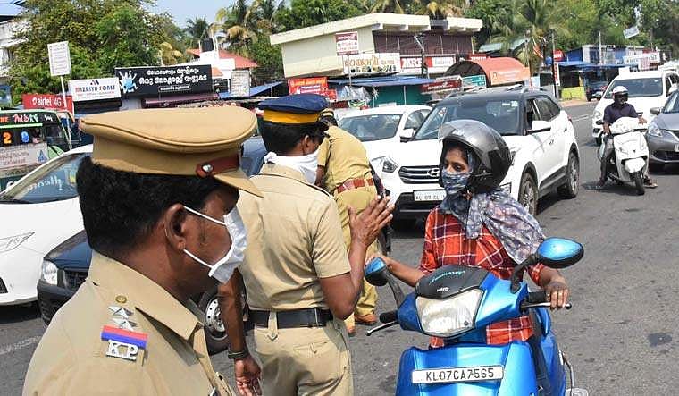 സംസ്ഥാനത്ത് 33 ഹോട്ട്സ്പോട്ടുകള് കൂടി; ആകെ നിയന്ത്രിത പ്രദേശങ്ങള് 594