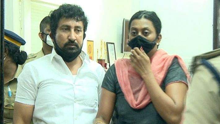 പൊലീസിനെതിരെ പ്രധാനമന്ത്രിക്ക് 13കാരി നൽകിയ പരാതി വൈറലായി; തൊട്ടുപിന്നാലെ വധശ്രമക്കേസിൽ അച്ഛനും അമ്മയും അറസ്റ്റിൽ