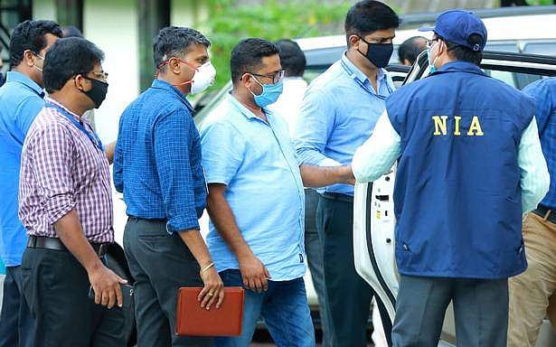 സ്വര്‍ണക്കടത്ത് : പ്രതികളെ എന്‍ഐഎ കസ്റ്റഡിയില്‍ വിട്ടു ; പുതിയ തെളിവുകളുടെ അടിസ്ഥാനത്തില്‍ വീണ്ടും ചോദ്യം ചെയ്യും