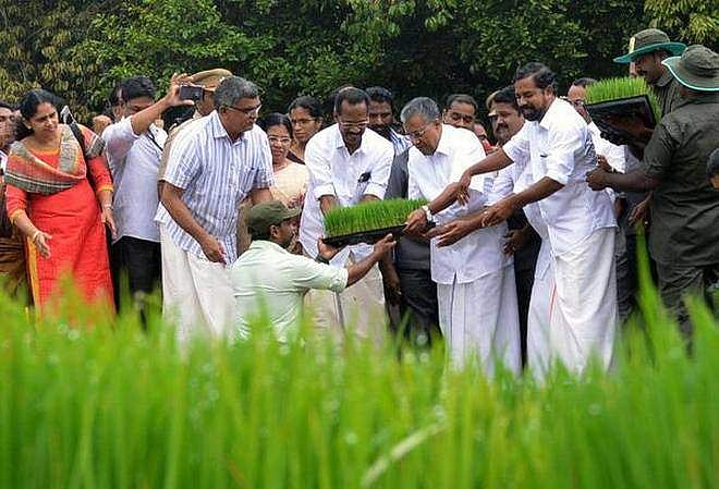 കര്‍ഷകനും കുടുംബത്തിനും പെന്‍ഷന്‍, ഇന്‍ഷുറന്‍സ്, ക്ഷേമ ബോര്‍ഡ് അടുത്തമാസം; 16 ഇനം പച്ചക്കറികള്‍ക്ക് തറവില നവംബറില്‍