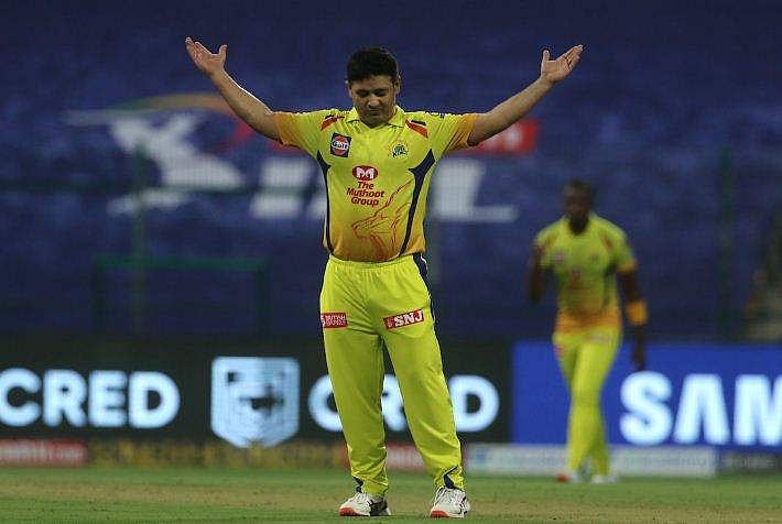 13-ാം സീസണിലെ ആദ്യ വിക്കറ്റ് രോഹിത് ശർമ്മയുടേത്, ധോണിയുടെ മാസ്റ്റർമൈൻഡ്