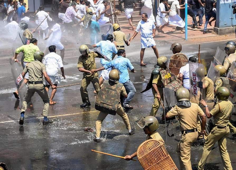 സമരം നേരിടാന് മുന്നില് നിന്ന എസിപിക്ക് കോവിഡ് ; മുഖ്യമന്ത്രി പങ്കെടുത്ത ചടങ്ങിലുമെത്തി