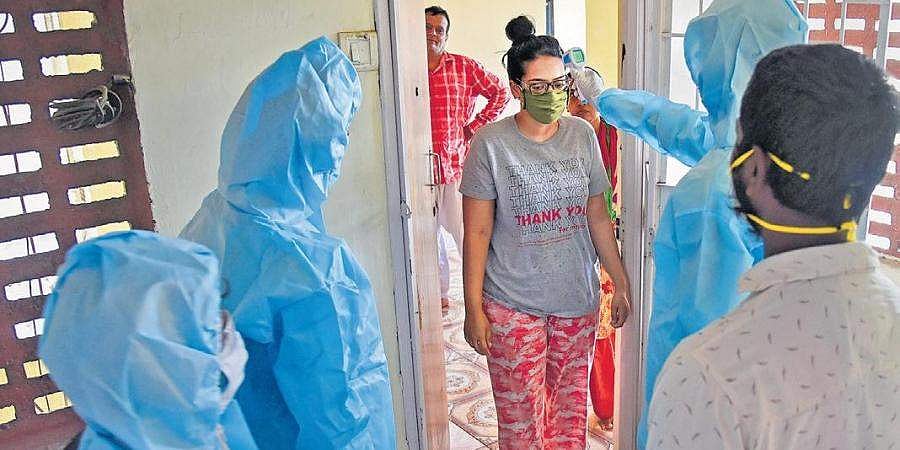 മഹാരാഷ്ട്രയിൽ കോവിഡ് വ്യാപനം അതിരൂക്ഷം; 24 മണിക്കൂറിനിടെ രോ​ഗം സ്ഥിരീകരിച്ചത് 19,218 പേര്‍ക്ക്; 378 മരണം