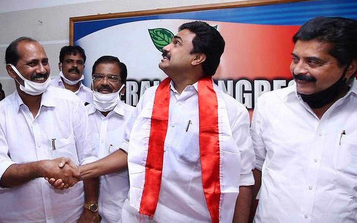 ജോസ് കെ മാണി ഇടത്തേക്ക് ; മുന്നണി പ്രവേശനം വൈകും ; നിലപാടില് അയഞ്ഞ് സിപിഐ