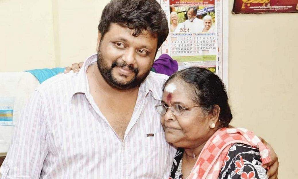 'ഉറ്റവരും ഉടയവരും ഇല്ലാതെ ഒറ്റപ്പെട്ട് ജീവിക്കുന്നവരുടെ കൂടെ കണ്ടു', ആ അമ്മയുടെ ആ​ഗ്രഹം നിറവേറ്റിയ സന്തോഷത്തിൽ നിഷാദ്
