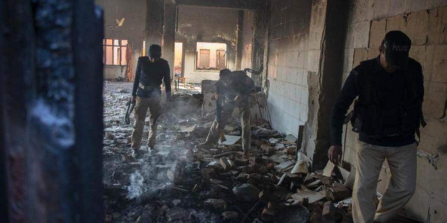 ക്ഷേത്രം സംരക്ഷിക്കുന്നതില്‍ വീഴ്ച; പാകിസ്ഥാനില്‍ 12 പൊലീസ് ഉദ്യോഗസ്ഥരെ പുറത്താക്കി, 33 പേര്‍ക്കെതിരെ നടപടി
