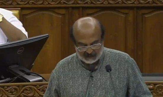 കൊറോണയ്‌ക്കെതിരെ പോരാടി വിജയിക്കുമെന്ന് ധനമന്ത്രി, ബജറ്റ് അവതരണം തുടങ്ങി 