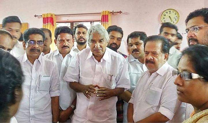 'നാട് നന്നാകാന്‍ യുഡിഎഫ്'; പരസ്യവാചകം റെഡി