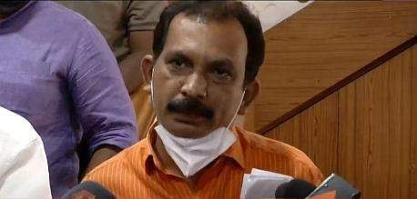 കൊച്ചി കോര്‍പ്പറേഷനില്‍ നാടകീയ രാജി ; സിപിഎം കൗണ്‍സിലര്‍ പാര്‍ട്ടി വിട്ടു, യുഡിഎഫിനെ പിന്തുണയ്ക്കും