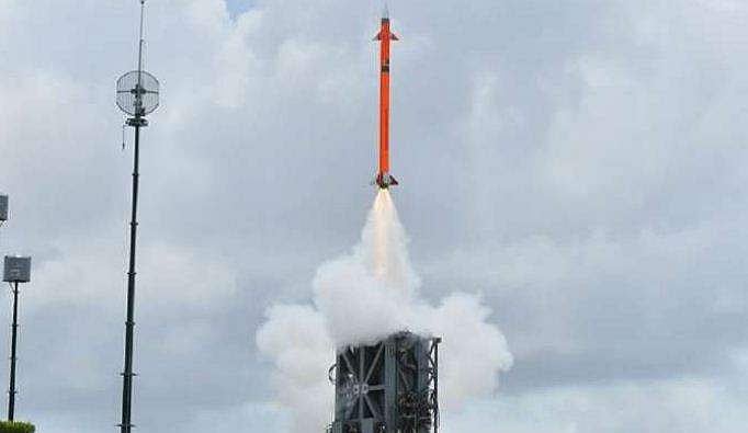 ശത്രുവിമാനം 70കിലോമീറ്റര്‍ അകലെ തകര്‍ക്കാന്‍ ശേഷി; ഇന്ത്യ- ഇസ്രായേല്‍ സംയുക്ത മിസൈല്‍ പരീക്ഷണം വിജയം ( വീഡിയോ)