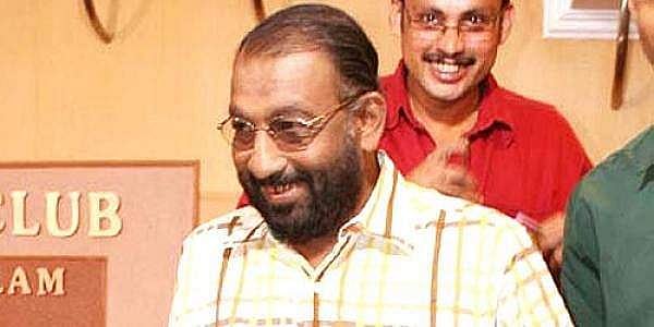 നടൻ നെടുമുടി വേണു ആശുപത്രിയിൽ: നില ഗുരുതരം