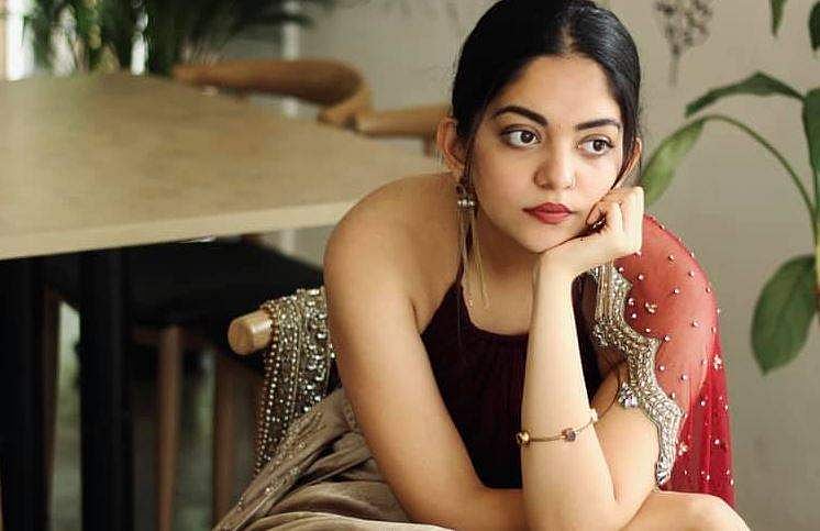 അഹാന കൃഷ്ണ ഇനി സംവിധായിക, ഫസ്റ്റ് ലുക്ക് പോസ്റ്റർ ഇന്ന്