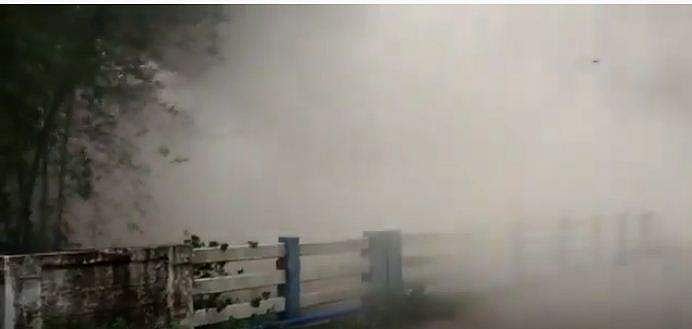 ചാലക്കുടിയില്‍ കനത്ത മഴ;അതിരപ്പിള്ളി അടച്ചു (വീഡിയോ)