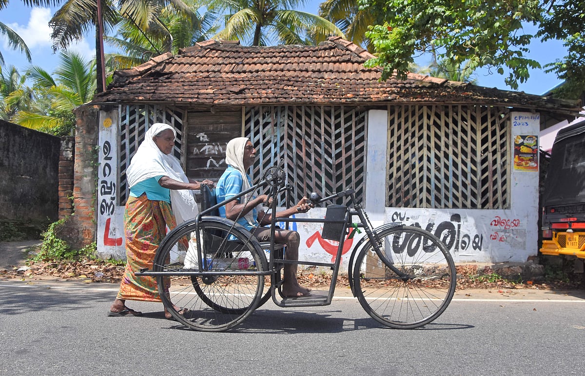 ദുരിത ജീവിതത്തിന് രണ്ടു പര്യായങ്ങള്‍